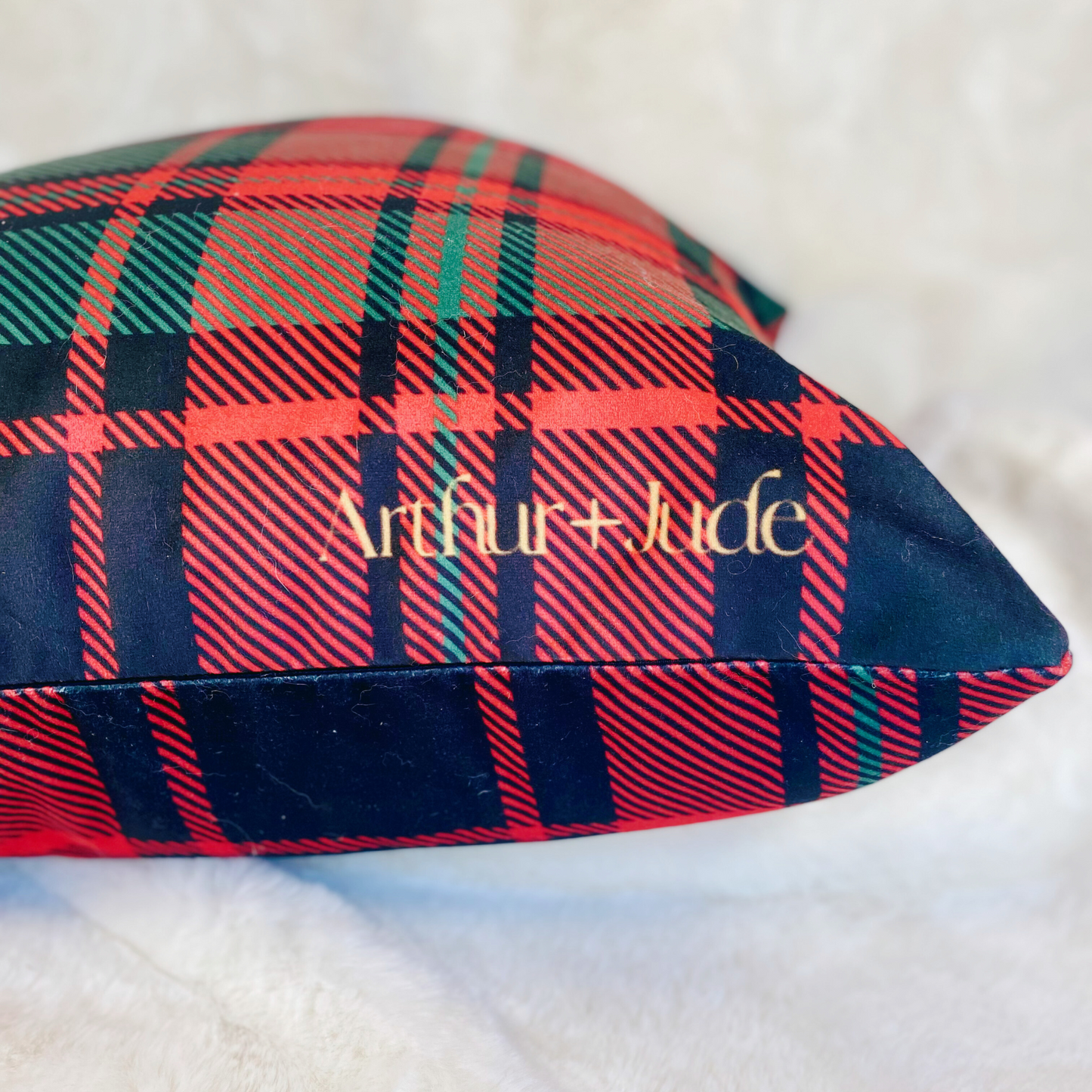 Classic Plaid + Cushion Cover 22" x 22"